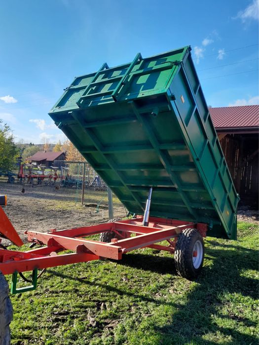 Przyczepa z kiprem na 3 strony