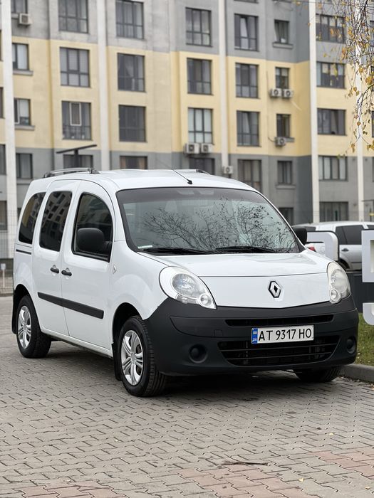 Дзвоніть за телефоном!!!!

Продам надійний пасажирський Renault,білий колір.
Свіжа хімчистка салону — стан дуже приємний.
Двигун 1.6 працює рівно, машина повністю готова до роботи.

Сідай і їдь 

Телефонуйте — відповім на всі питання!