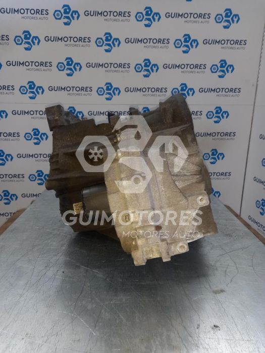 CAIXA VELOCIDADES VOLVO C30  136CV, REF: 8G9R-7002-PC - MANUAL 6V