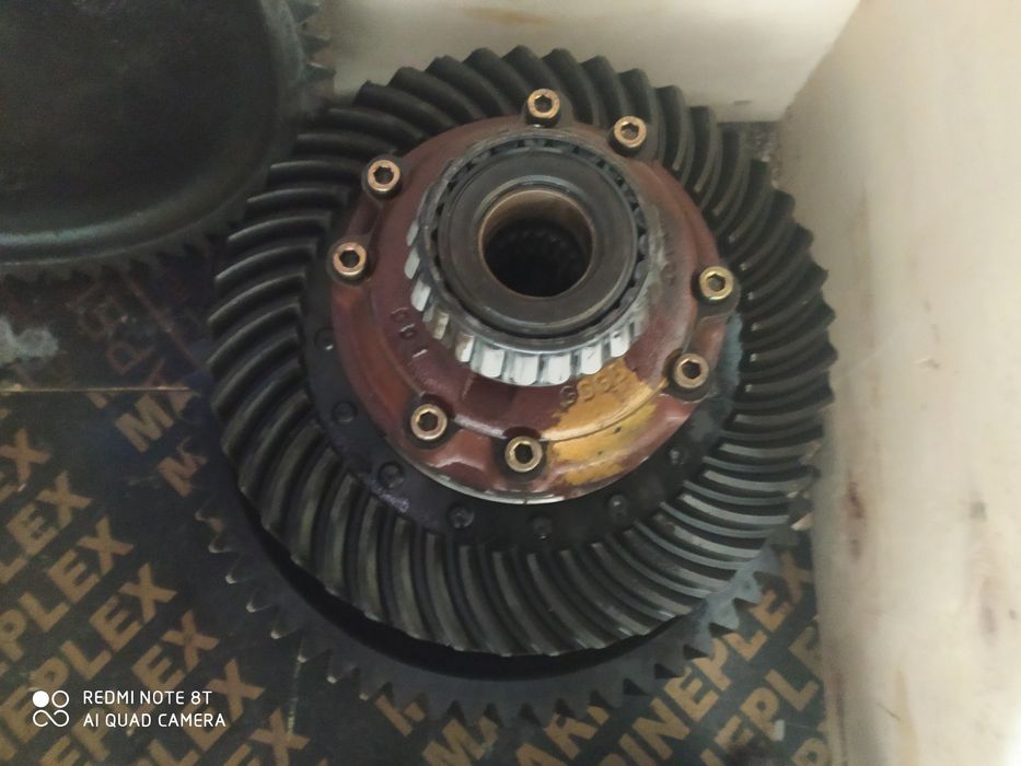 Mechanizm róznicowy wałek hamulca wom zaciski Deutz DX 6.05 zębatka