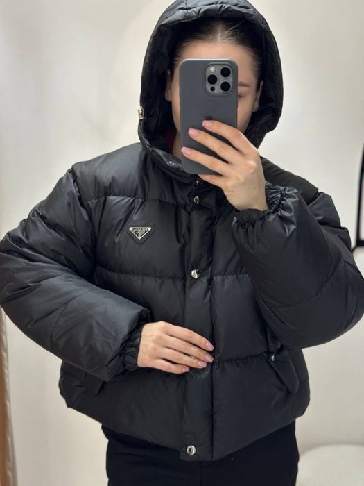 Куртка/жилетка  Prada трансформер, чорний колір