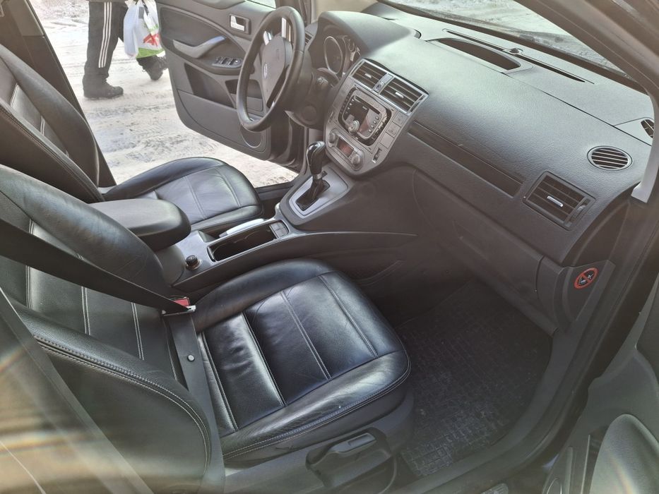 FORD KUGA 4×4 avtomat