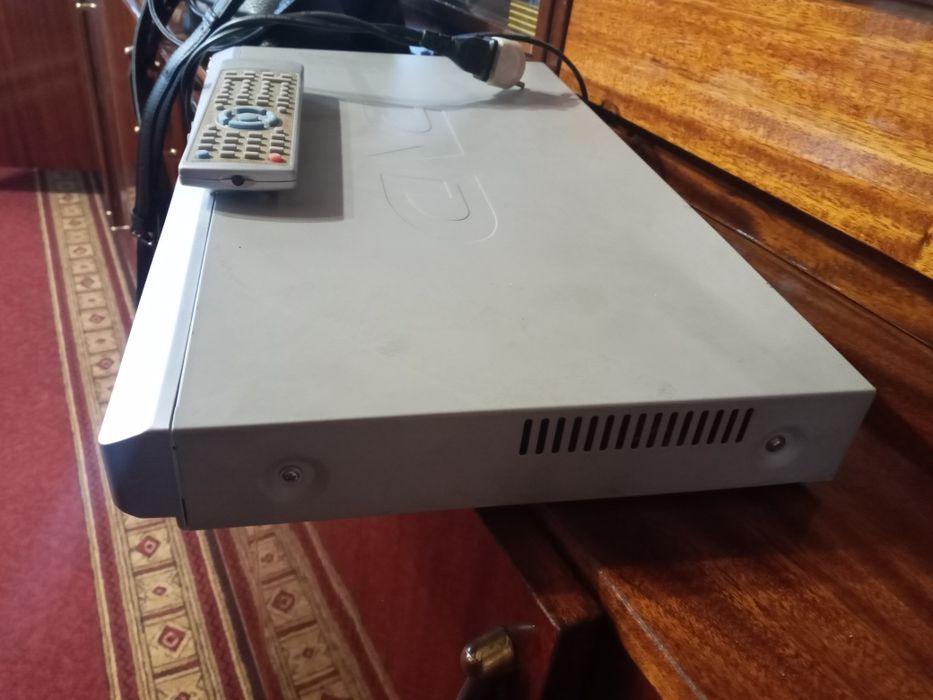 Продам  продам  поодамDVD