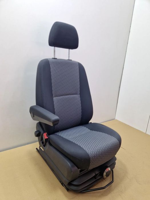 POMPOWANY SPRINTER W906 VW CRAFTER 06-17 FOTEL PRZEDNI LEWY PRZÓD POMPOWANY EUROPA OE