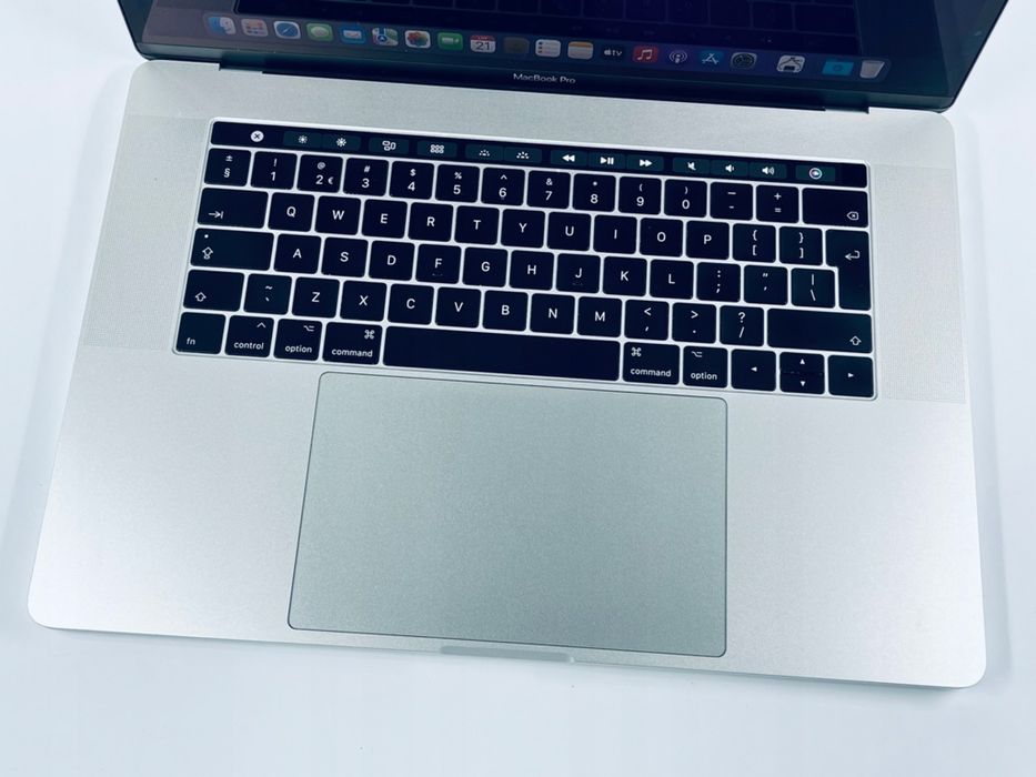 — STYLOWY i SZYBKI — Apple Macbook Pro 15 i7 / 16GB / SSD  Touchbar