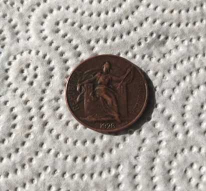 3 Moedas de escudos antigas *RÉPLICAS*