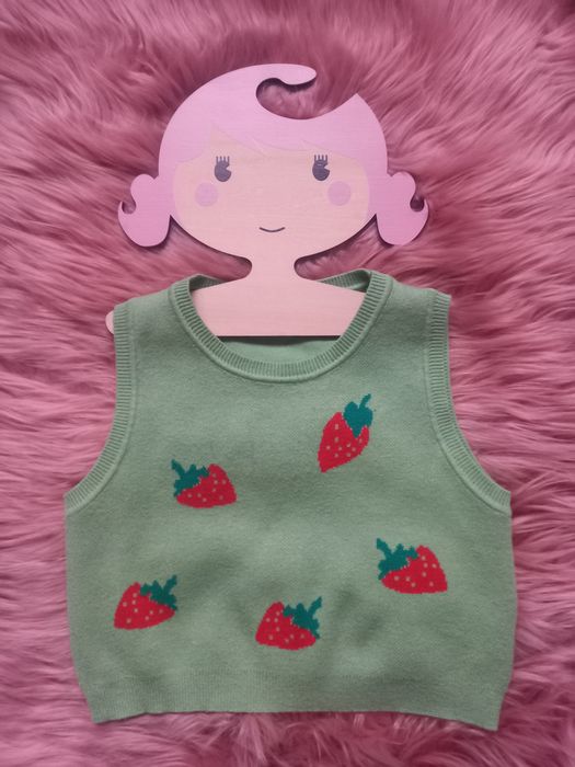 Top bluzka kamizelka truskawki Shein roz 140 cm 9-10 lat
