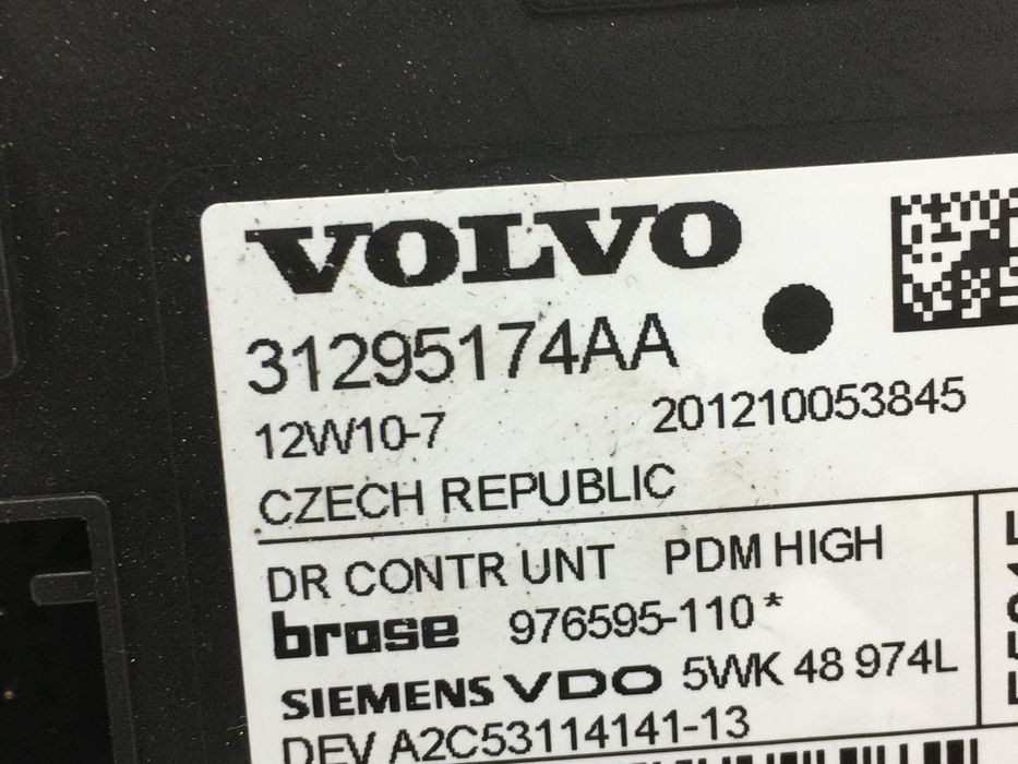 Моторчик склопідйомника передній лівий VOLVO V50 P12 2010-2012 (з блок