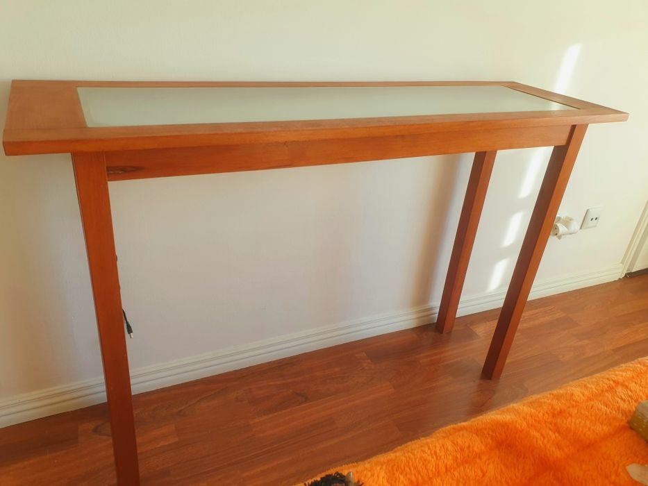 Mesa de apoio consola