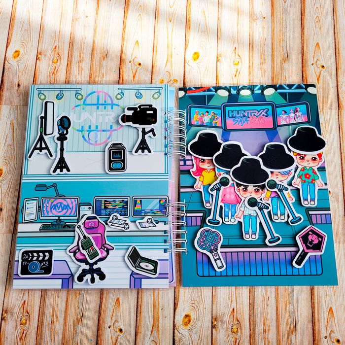 Książka na rzepy K-pop Demon Hunters. Lamibook. Huntrix