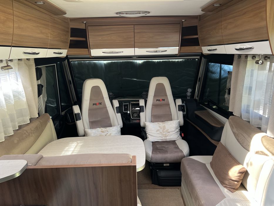 Auto caravanna Pilote 741G sensation