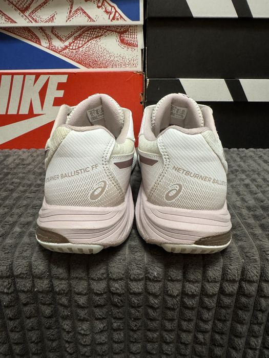 Волейбольні кросівки 40(25,5см) Asics Netburner Ballistic FF 3 оригінал