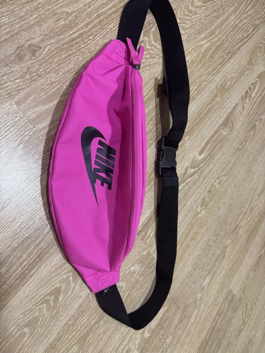 Бананка Nike поясна сумка