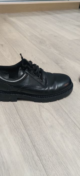 Продам туфли ботинки landrover 43