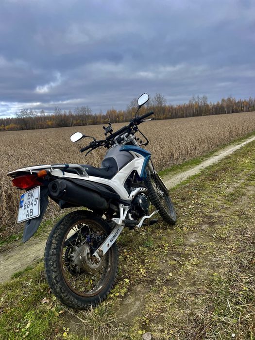 Мотоцикл геон 202