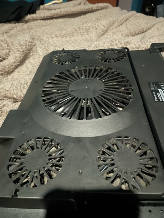 podkladka chlodzaca pod laptop