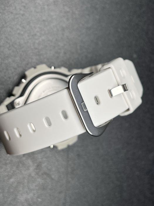 Casio G-SHOCK GW-6900a mod biały matowy