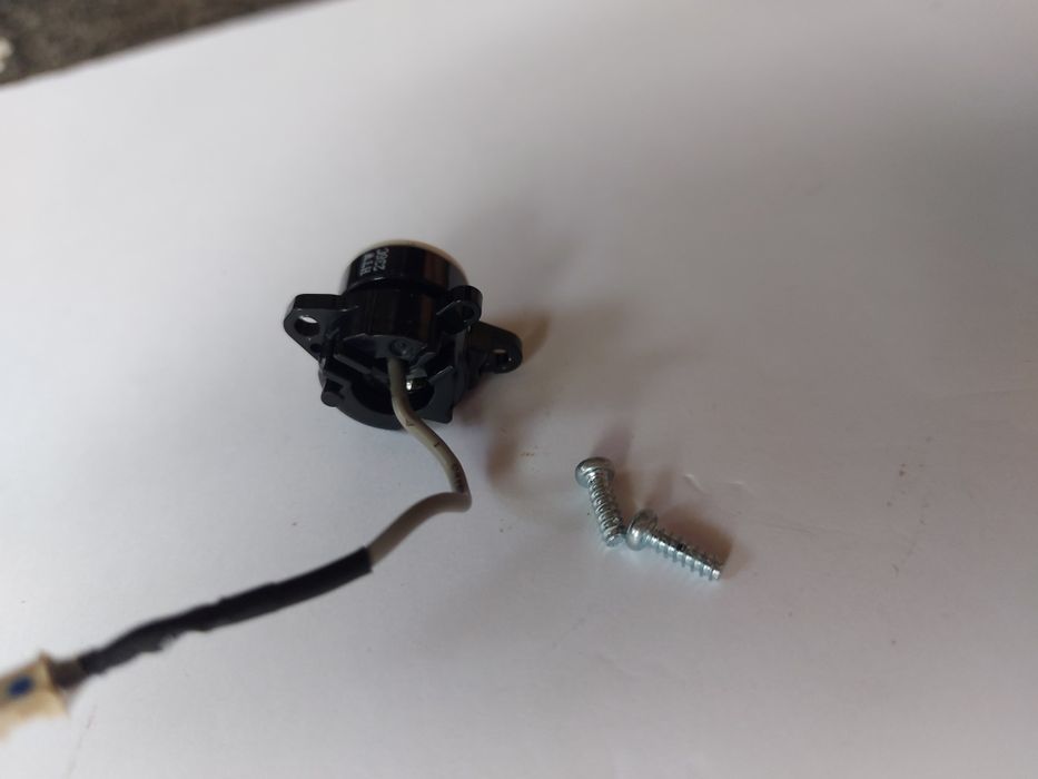 NOWY Oryginalny Carpet sensor - Czujnik dywanu do Roborock S8