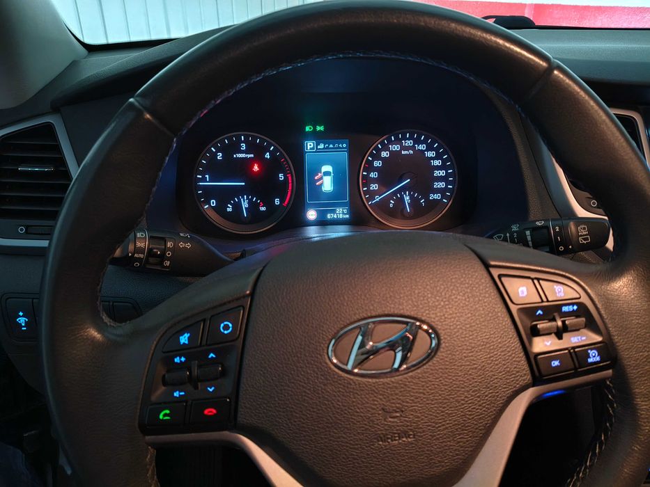 Hyundai TUCSON 1.7 PREMIUM DCT (141cv) Pack Led