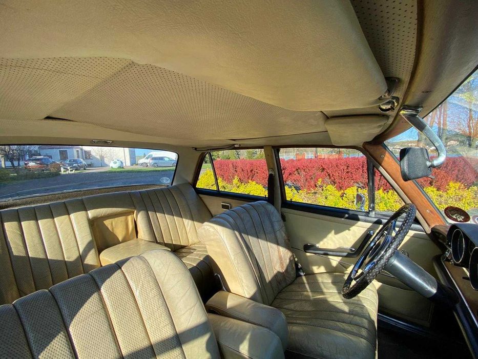 Samochód auto do ślubu Mercedes W108