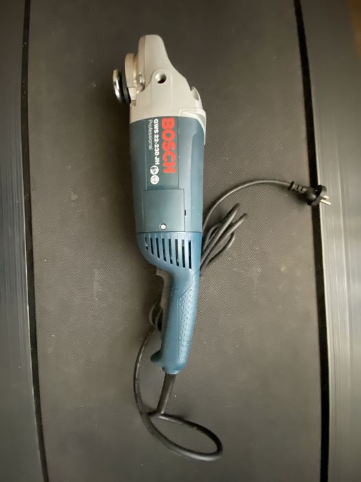 Кутова шліфмашина (БОЛГАРКА) GWS BOSCH 22-230 JH