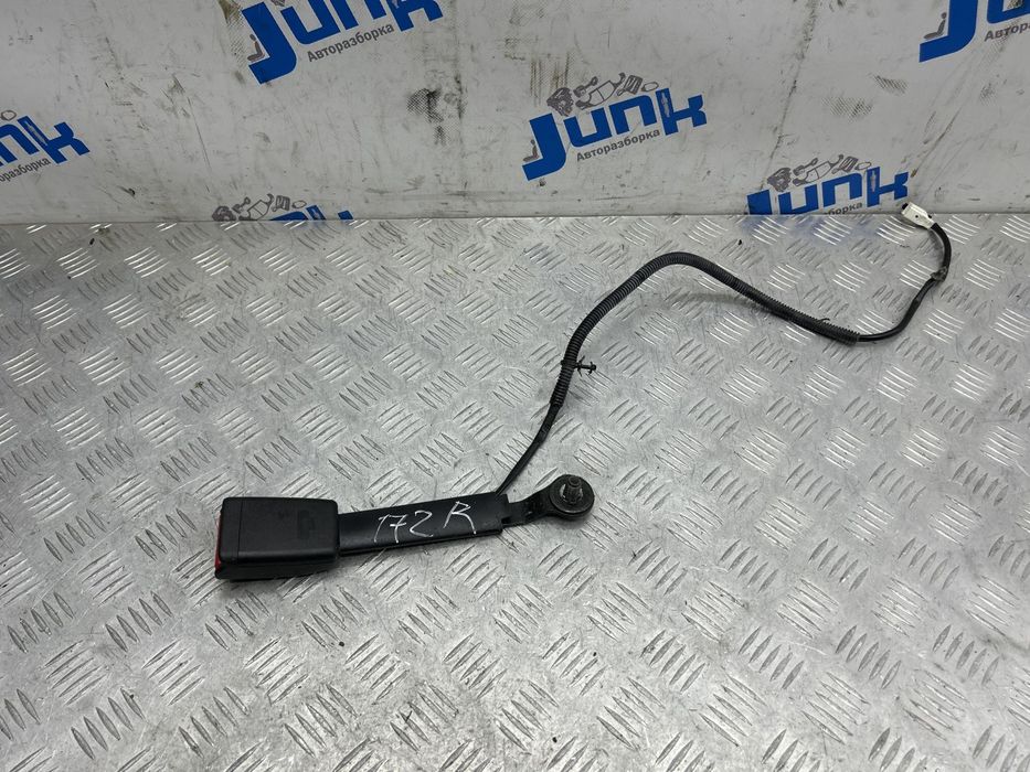 Замок ремня безопасности передний правый 868421CE0C для Infiniti QX70