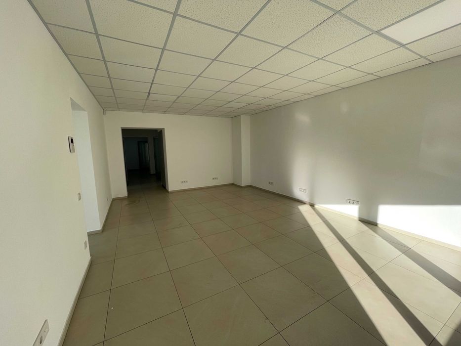 Приміщення під офіс на Митниці