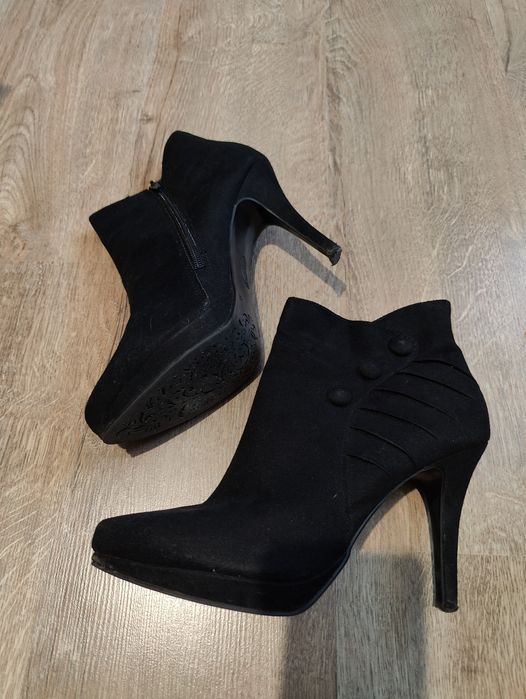 Botki czarne roz. 41
