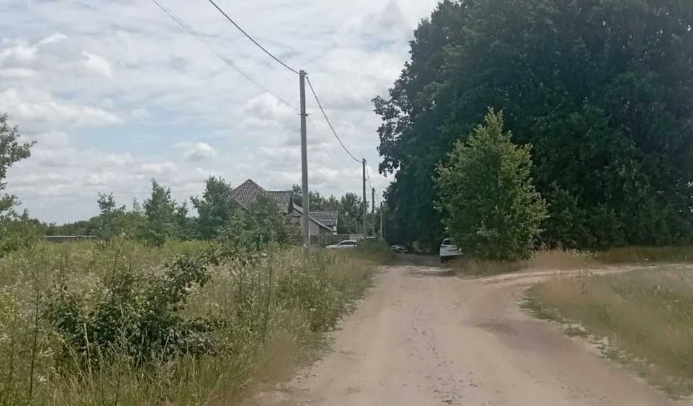 (8) Продам земельну ділянку в с. Агрономічне 9890