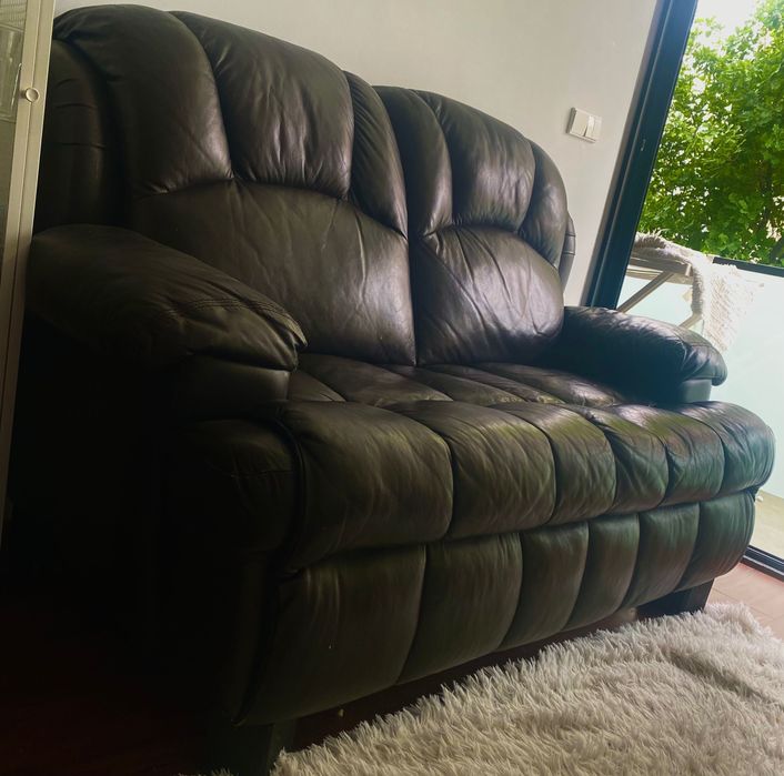 Sofá vintage em pele