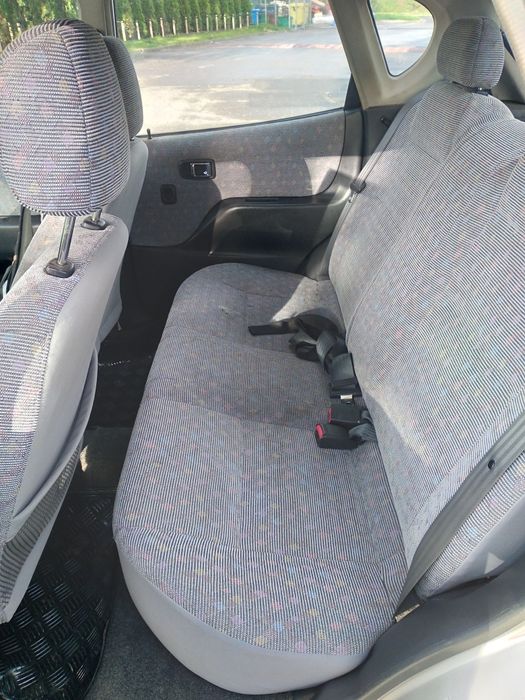 Daihatsu Sirion 1.0 58KM rok2000, benzyna, klimatyzacja sprawna, 4x airbag, wspomaganie, stan bdb