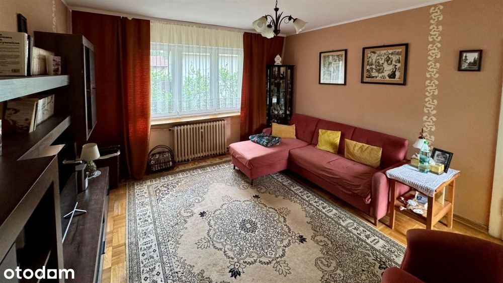Dom Wolnostojący, ul. Stolarska, linia przy Parku
