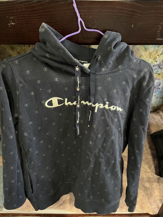 кофти по 200-250 грн