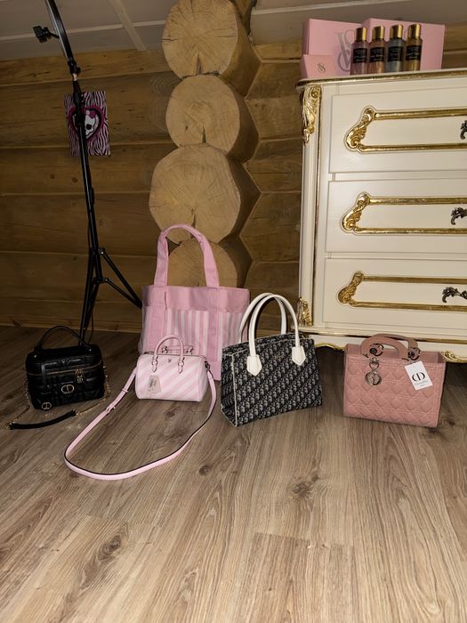 Брак / Лімітовані сумки Dior / Нові сумки
