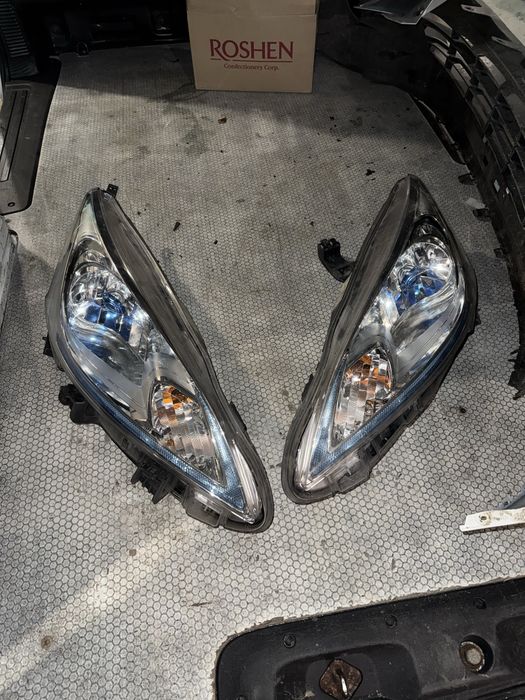 Фари nissan e-nv200