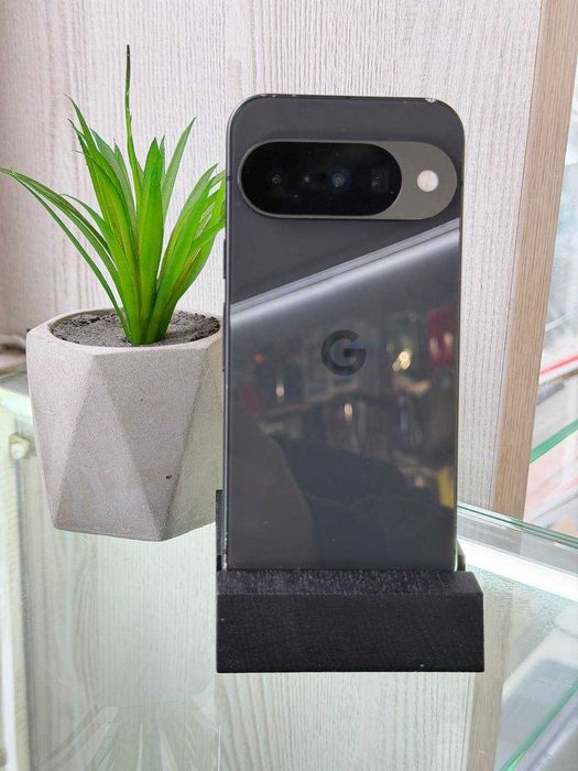 Google Pixel 10 12/128GB Obsidian Стан 4/5 | Магазин | Гарантія