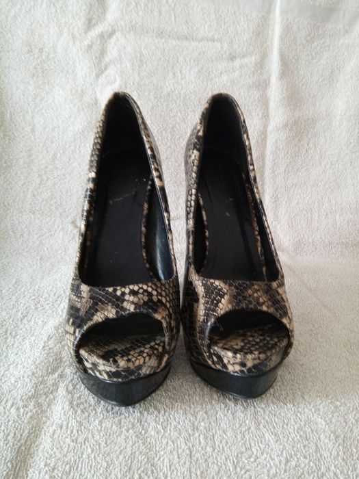 Sapatos várias marcas