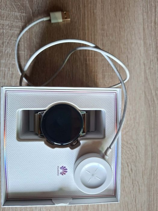 Huawei watch gt3 elegant