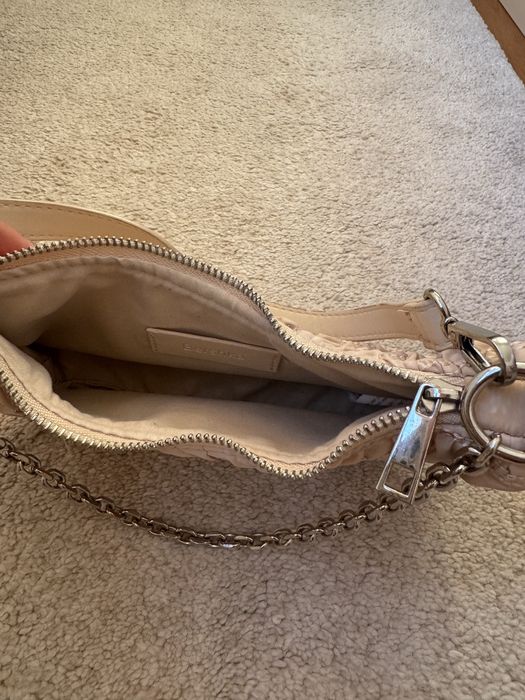 Mala beje da bershka mesmo muito gira