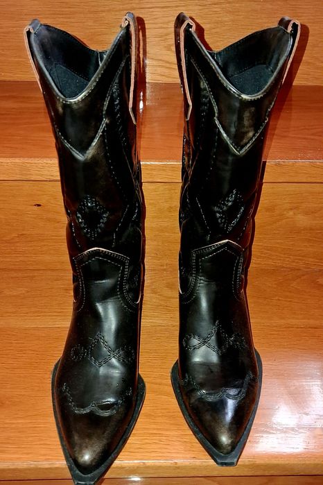 Botas cowboy texanas n 36 da marca stradivarius como novas