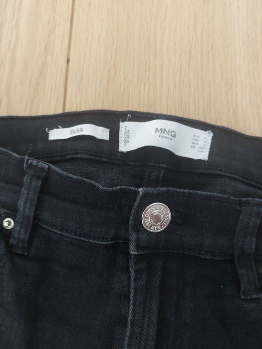 Mango czarne jeansy
