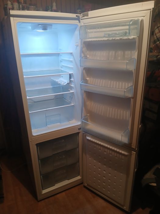 Lodówka beko 54x169cm.czysta sprawna transport