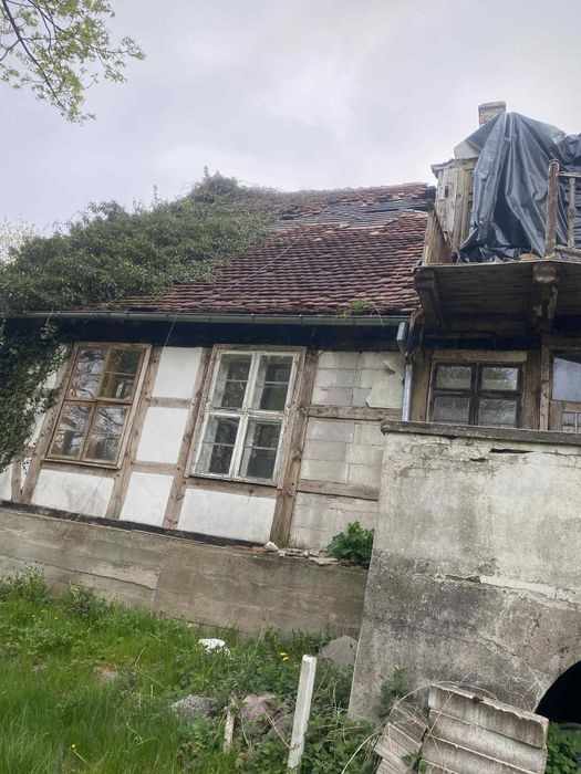 Rozbiórka domu za odzysk materiałów