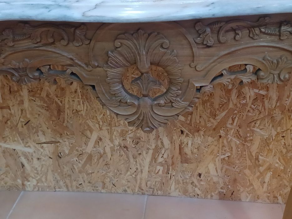 Credencia e espelho madeira maciça