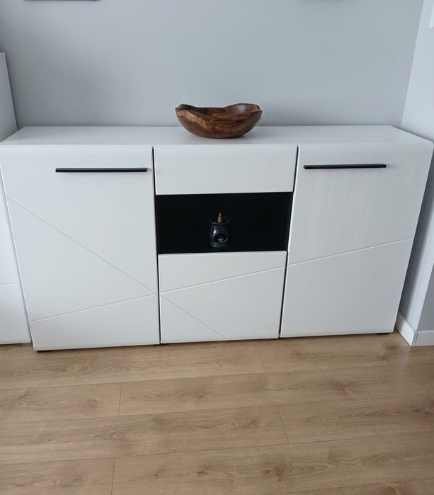 Komoda biały połysk