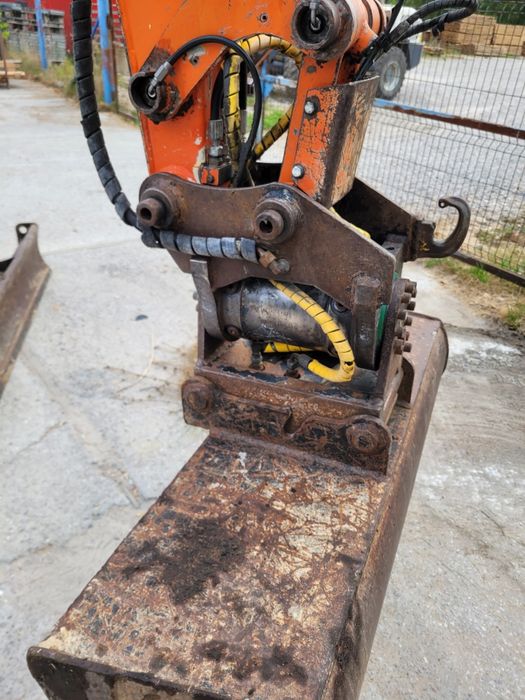 Hitachi ZAXIS 2.4tony z 2012r