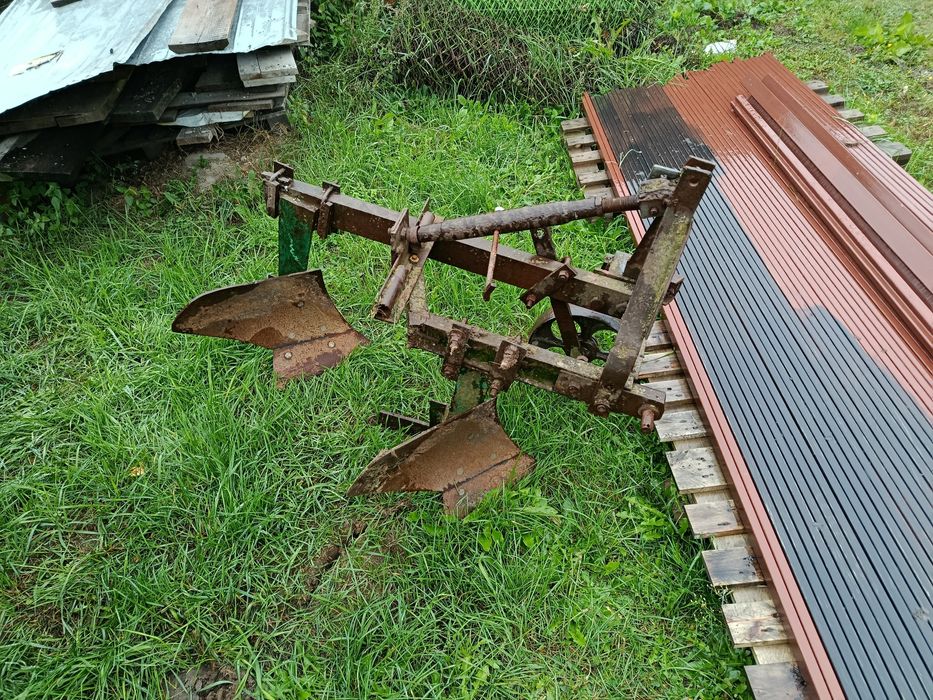 Причіп до трактора