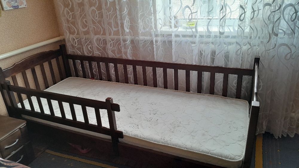 Продам дитяче ліжко