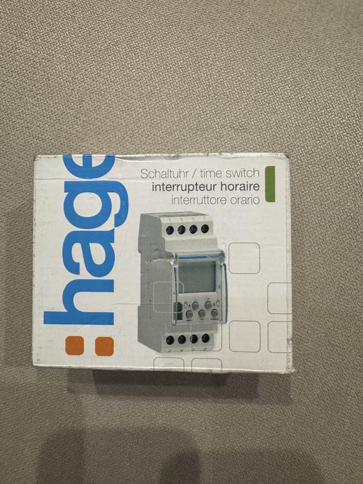 Programator czasowy Hager EG 103 Dwie sztuki