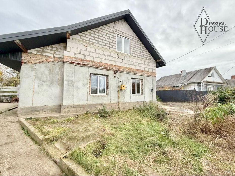 Продаж буднку на стадії ремонту